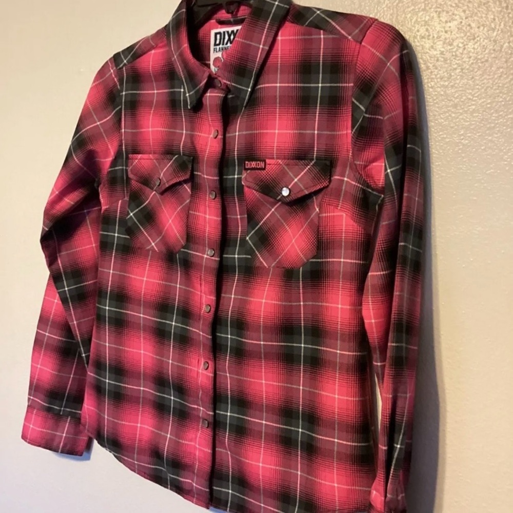 DIXXON pink flannel shirt top fighter sz medium